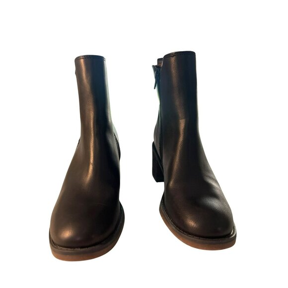 BOC Born Concept Black Finn Ankle Boots Size 6.5 M New - Picture 2 of 7